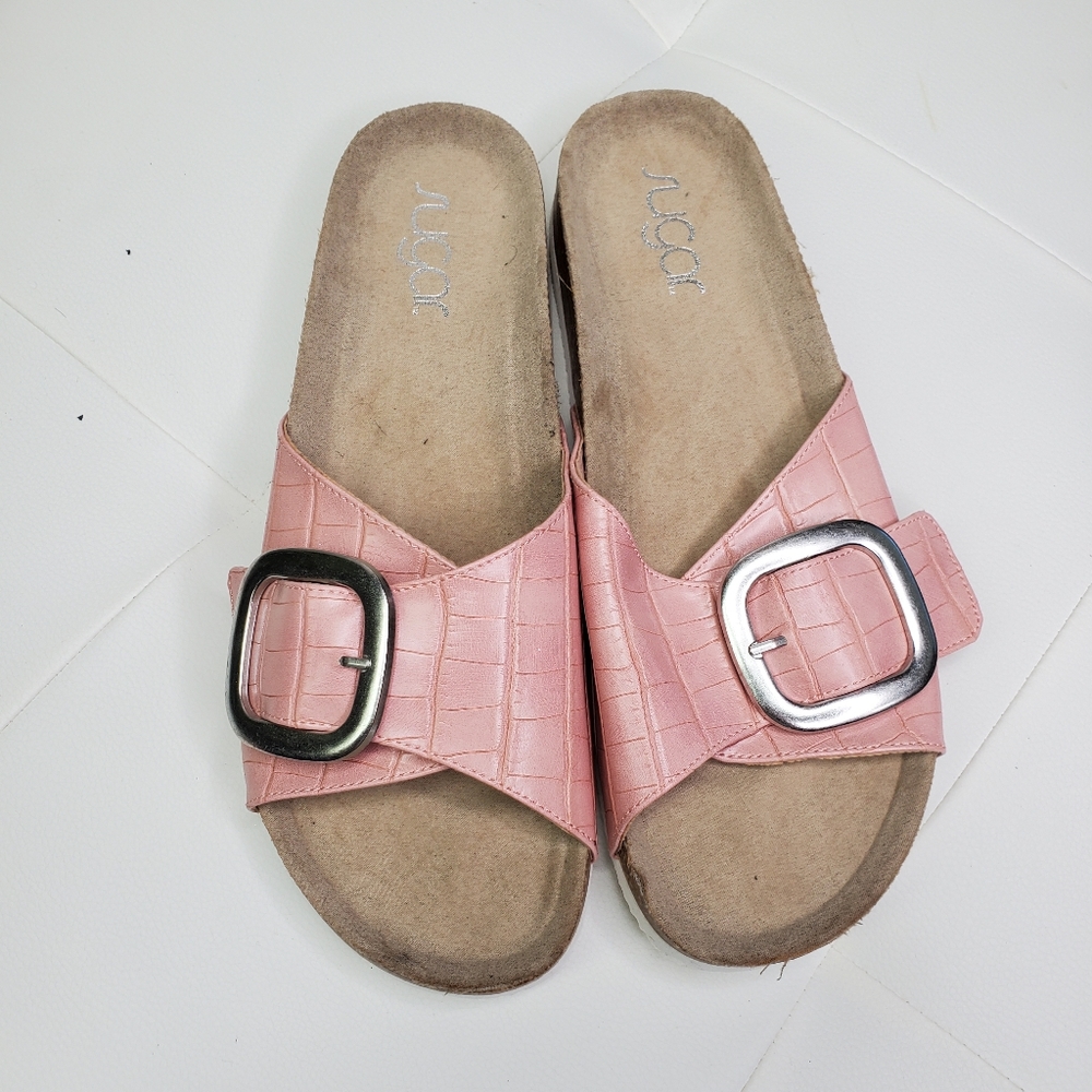 🆕️ Pink Flip Flop Sandals Size 9